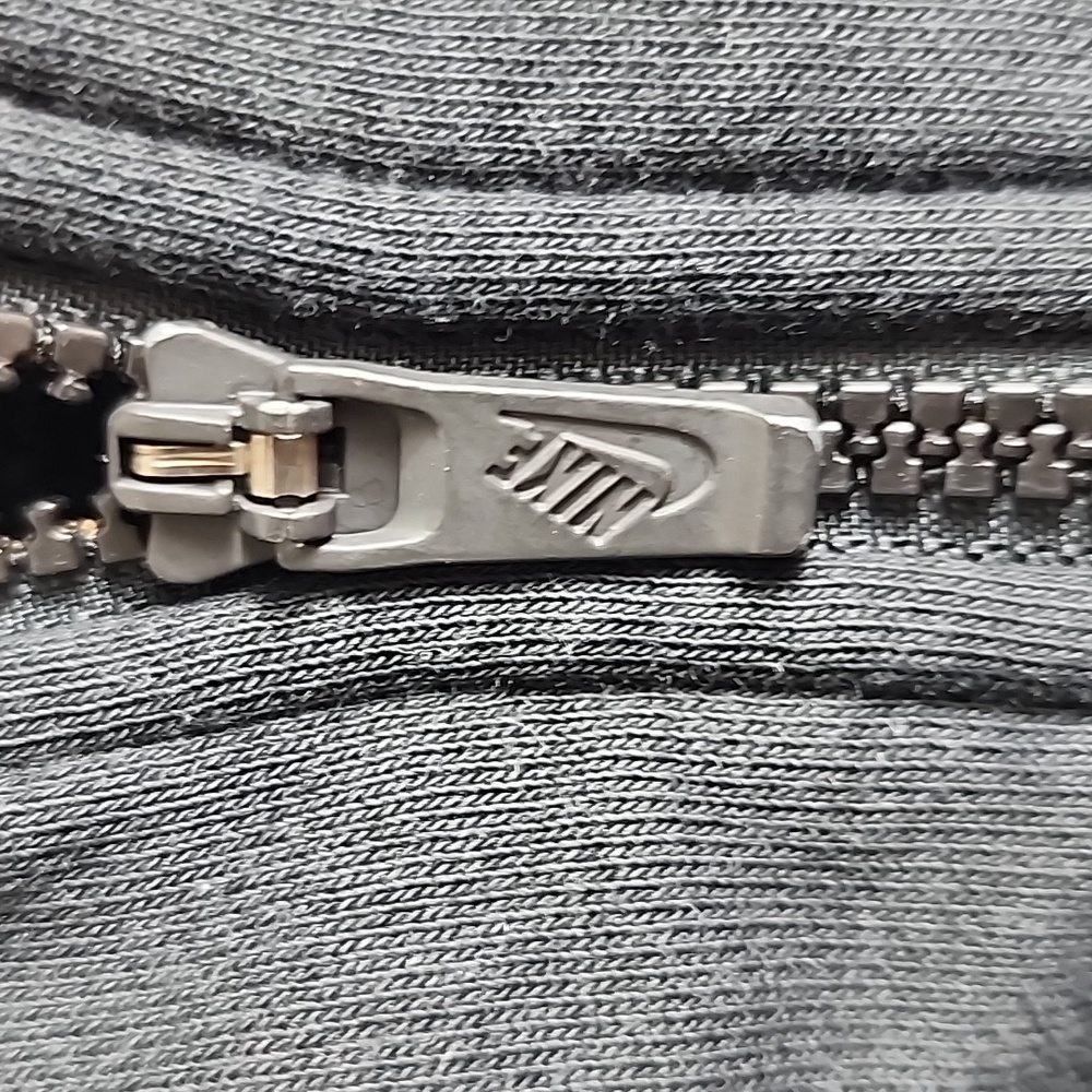 Nike Jacket Unisex Size M. Black zip up hoodie - Picture 4 of 11